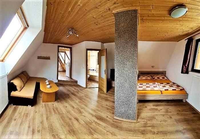 Chata Sandra Lipno nad Vltavou Zewnętrze zdjęcie